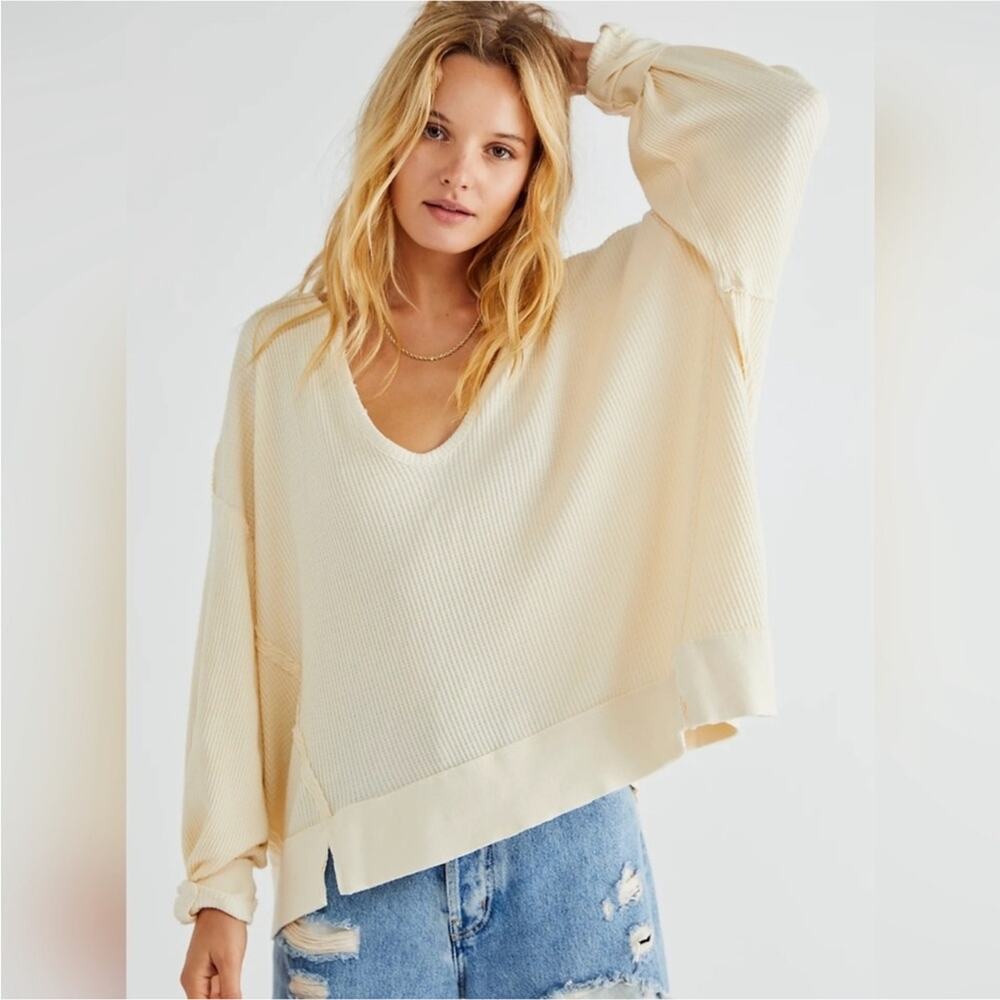 Free People We The Free Ecru Buttercup Yellow Cream Oversized Thermal V-neck L